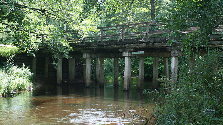 Zervynos-bridge-river-Ula.jpg